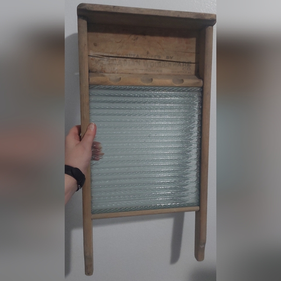Classic Canadiana! Canuck Glass Vintage Wash Board: Washing Washer Laundry Room - Picture 2 of 2